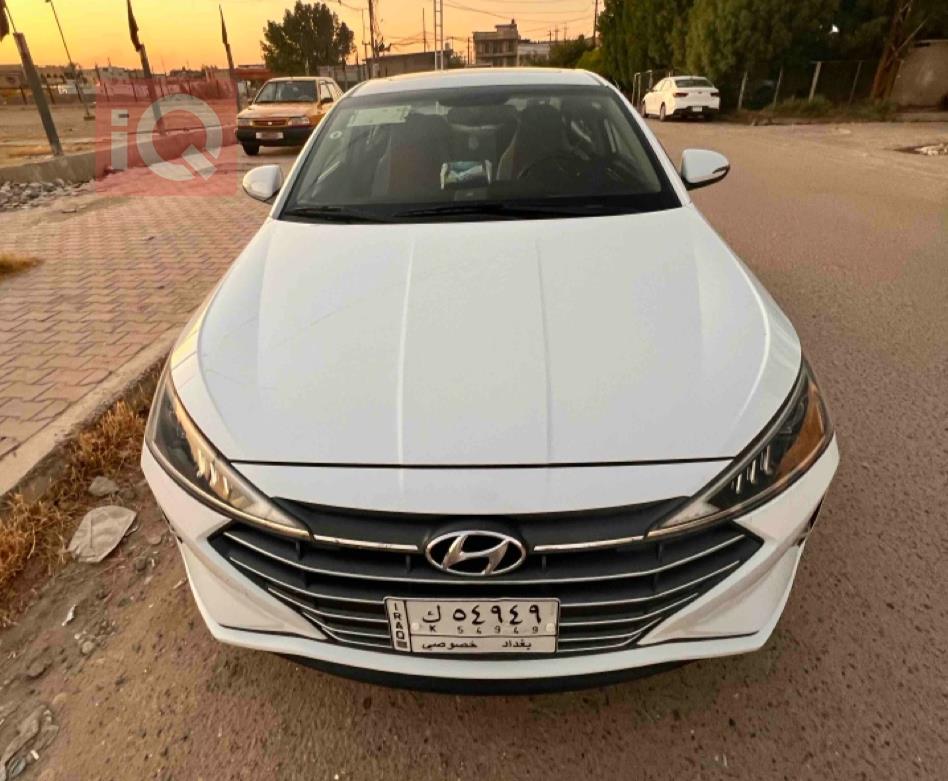 هیوندای ئەلەنترا
